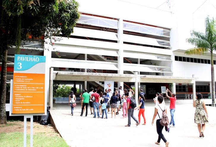 Escola Bahiana de Medicina e Saúde Pública Escola Bahiana de Medicina e Saúde Pública