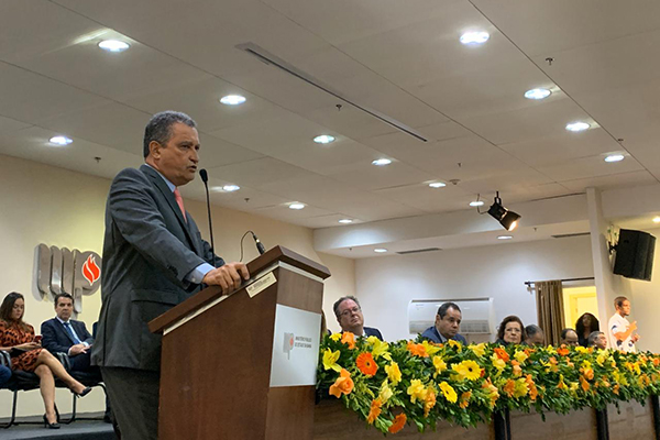 O governador Rui Costa (PT)