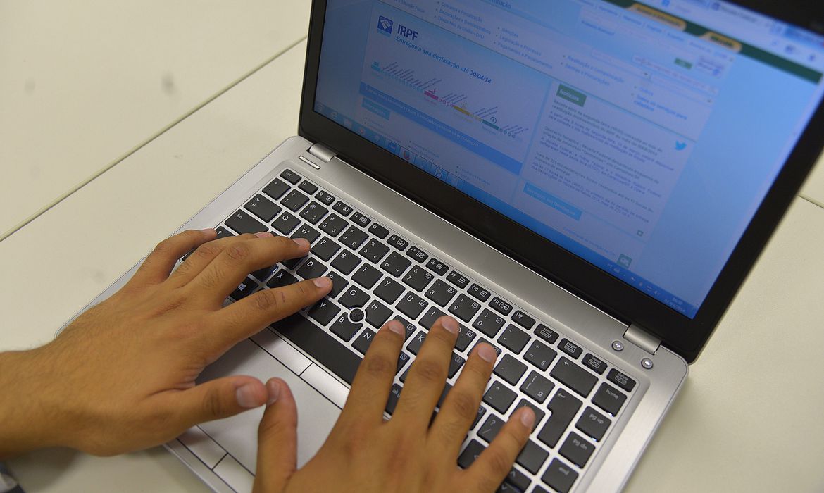 Imagem de Receita libera consulta a lote residual de restituição do IR