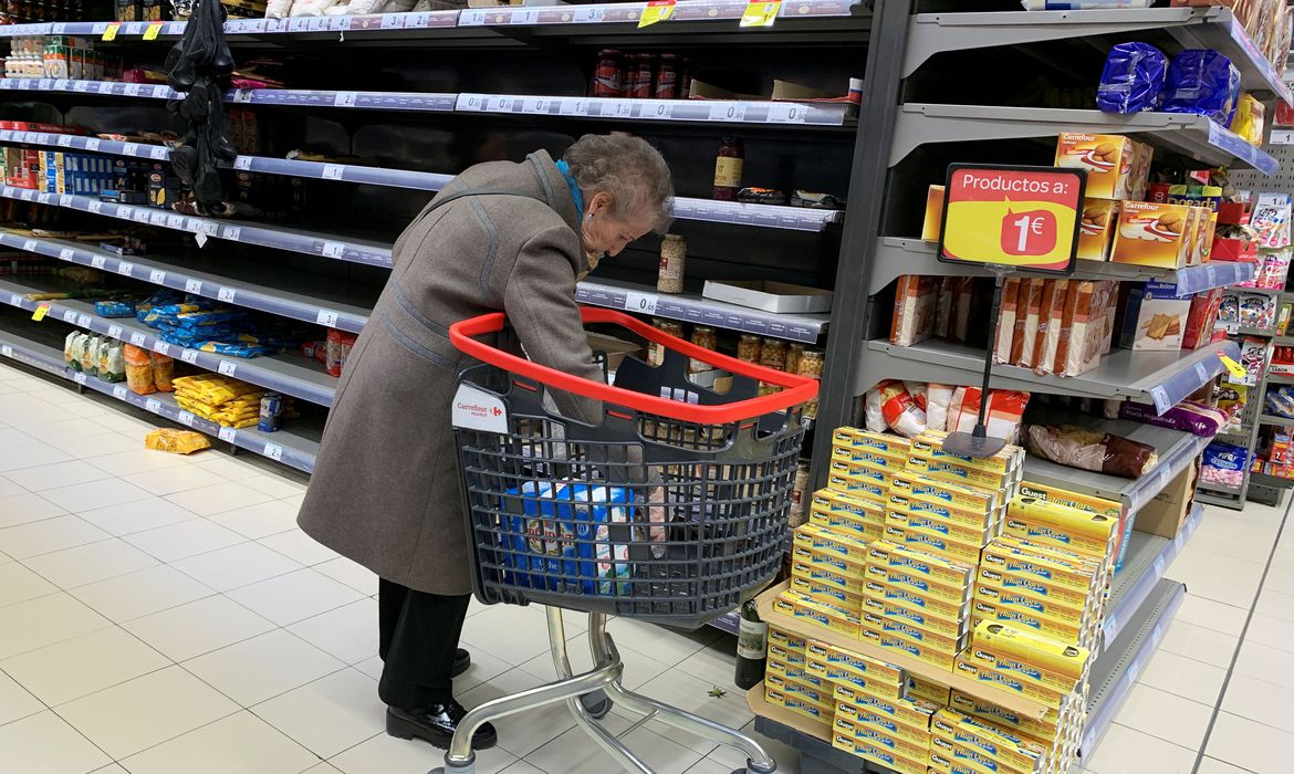 Imagem de Covid-19: autoridades sanitárias da Espanha vão buscar assintomáticos Imagem de Covid-19: autoridades sanitárias da Espanha vão buscar assintomáticos