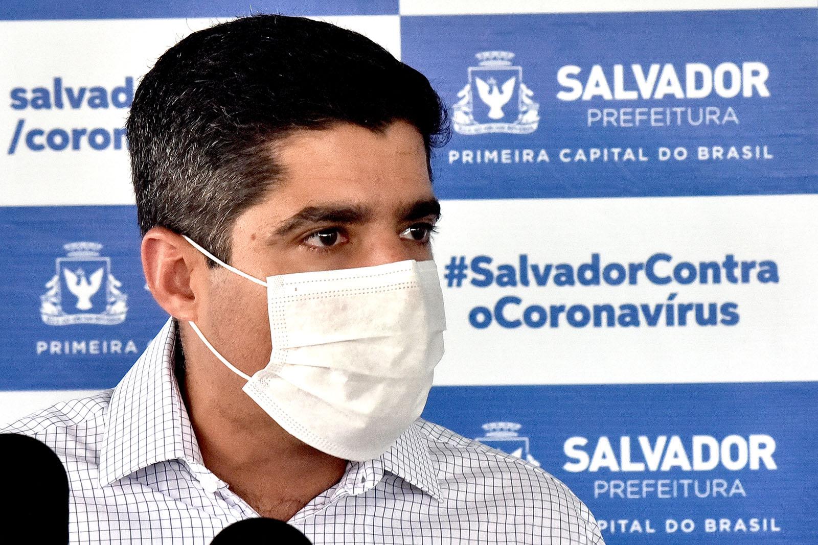 Imagem de Após vazamento de conversa, Neto garante que não cogita expulsar Onyx do Democratas