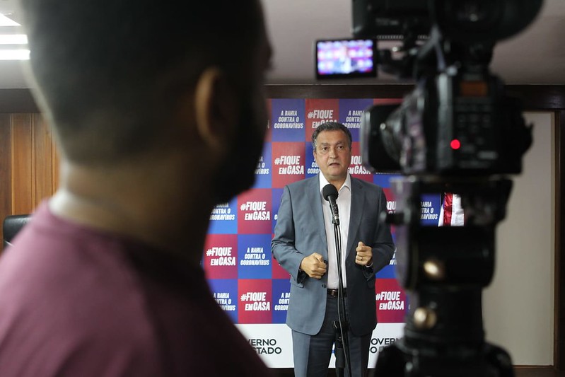 Imagem de Governo irá pagar conta de água para famílias mais pobres do estado, anuncia Rui