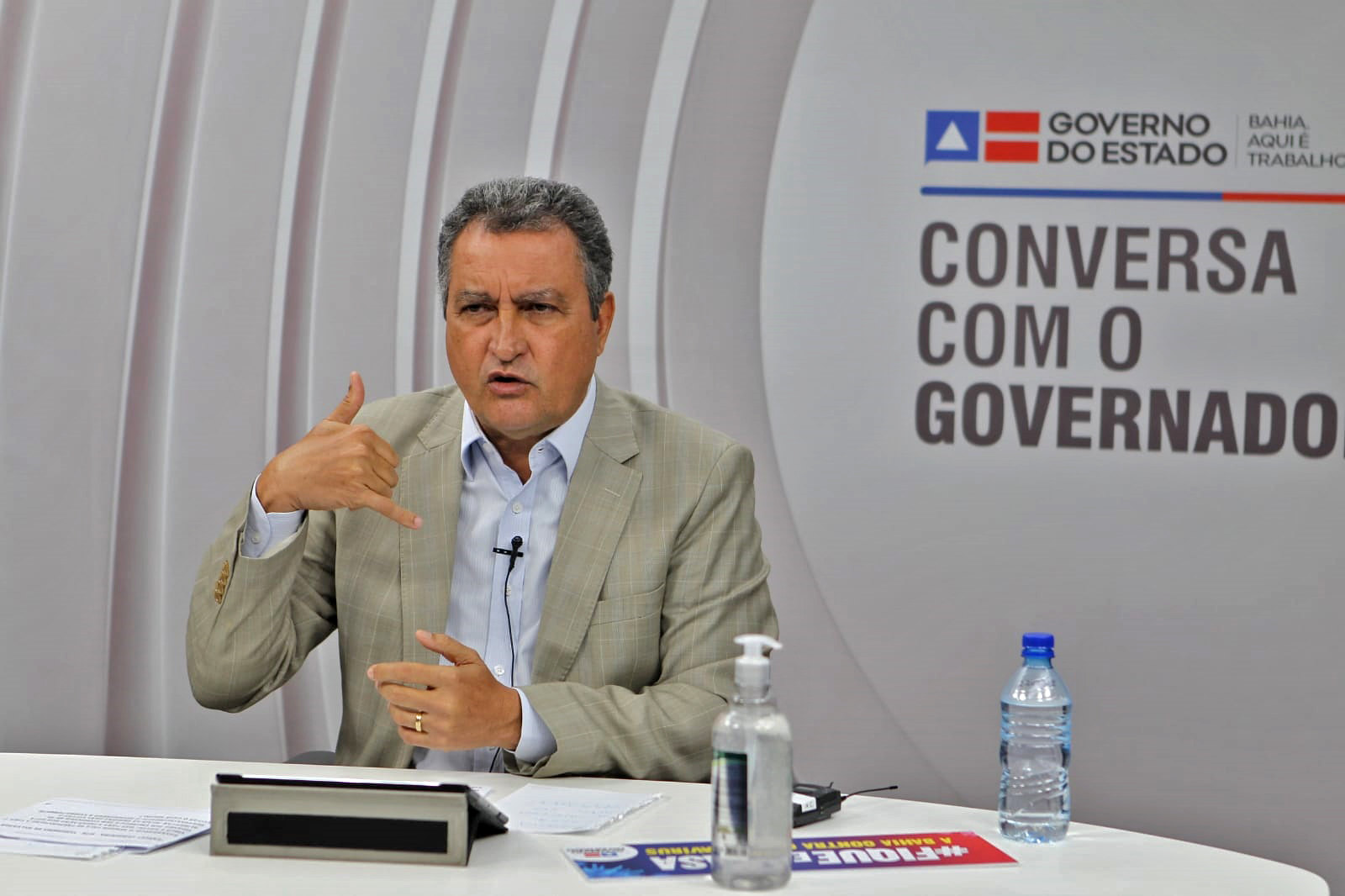 Imagem de Rui condena ‘partidarização’ do uso da cloroquina: ‘Chega de politizar a vida humana’ Imagem de Rui condena ‘partidarização’ do uso da cloroquina: ‘Chega de politizar a vida humana’