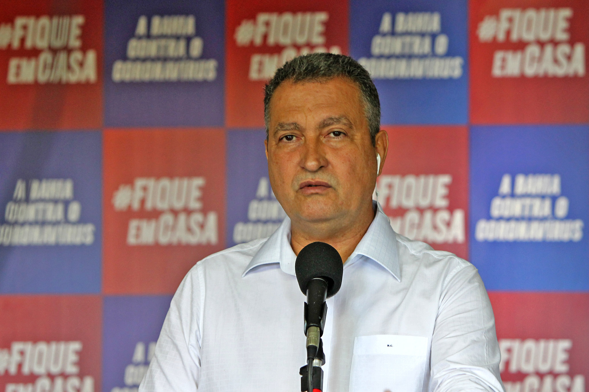 Imagem de Estudantes da rede estadual vão começar a receber vale-alimentação a partir de segunda, anuncia Rui