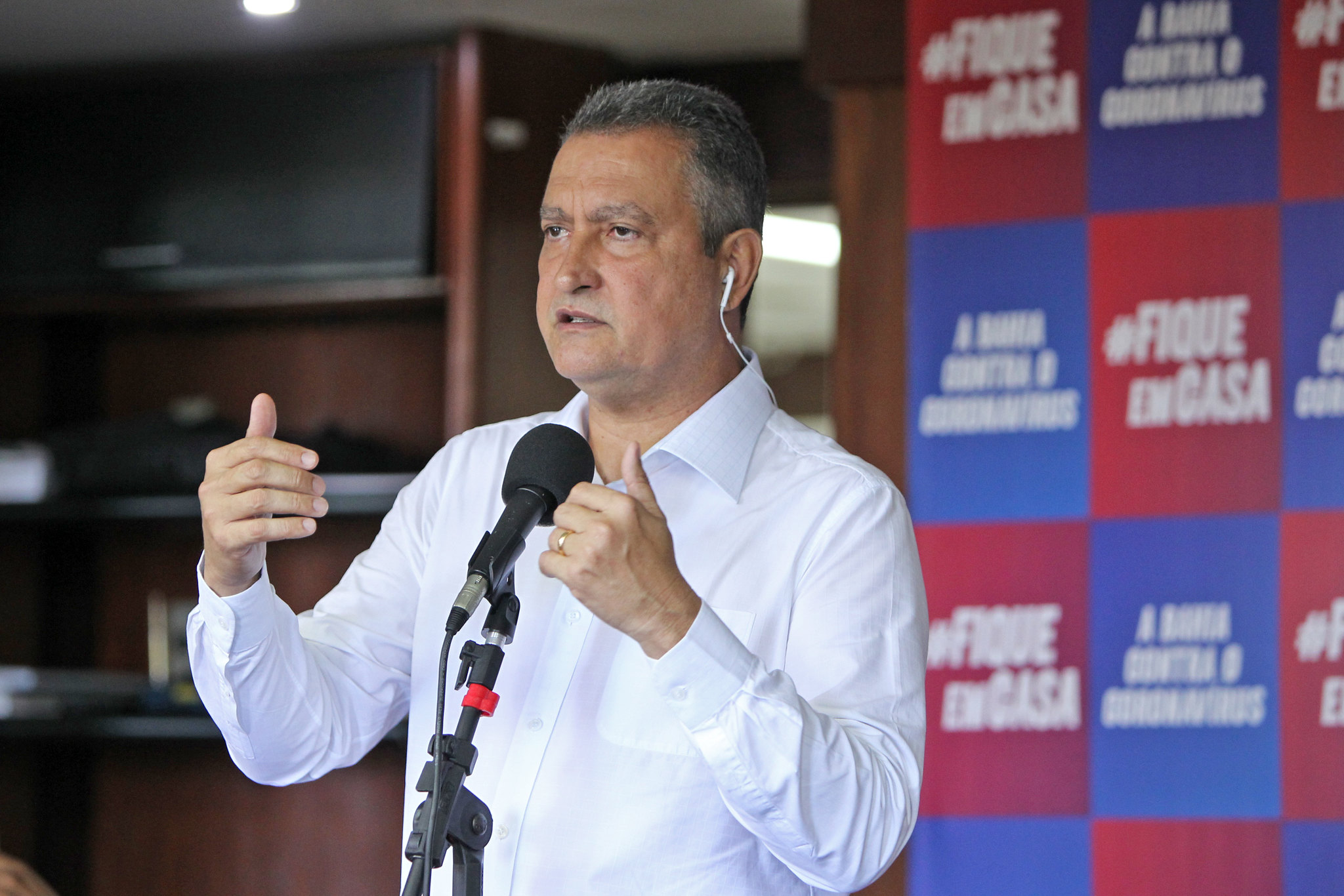 Imagem de Rui Costa diz que irá lançar comitê para acompanhar compras do Governo em meio à pandemia