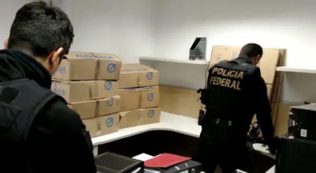 Policiais federais em operação: covid-19 traz nova rotina de cuidados Policiais federais em operação: covid-19 traz nova rotina de cuidados
