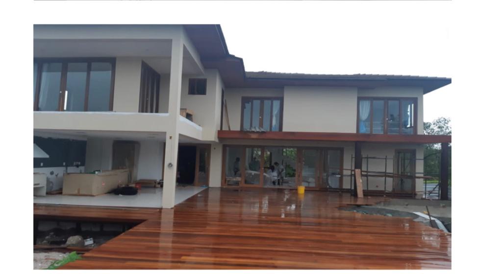 Fachada de mansão de desembargadora avaliada em R$ 4 milhões, depois de reforma de R$ 158,5 mil, pagos em espécie, segundo PGR