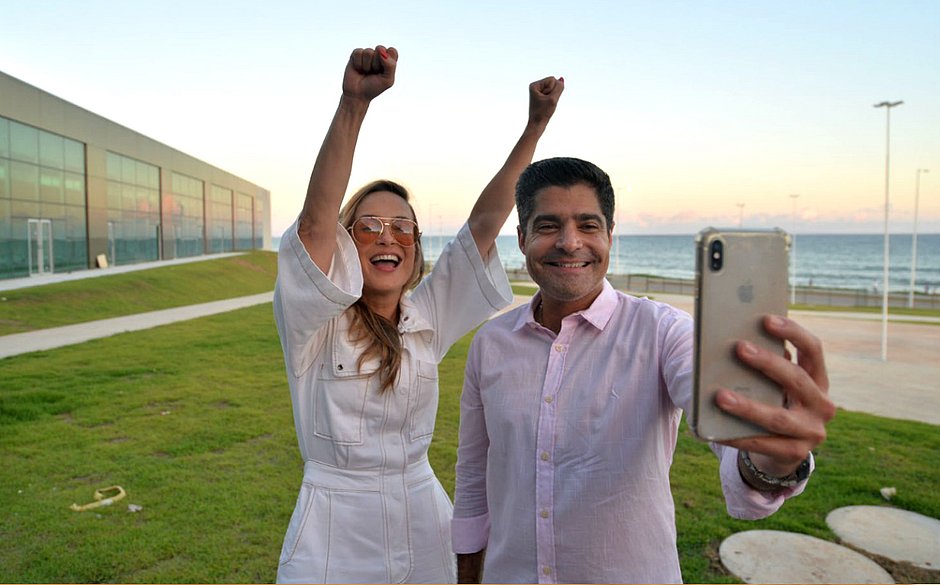Imagem de Prefeitura anuncia plataforma online de doações com a participação de artistas Imagem de Prefeitura anuncia plataforma online de doações com a participação de artistas