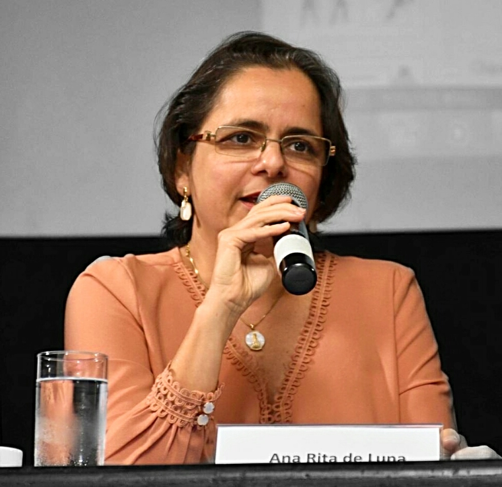 Ana Rita, presidente do Sindmed