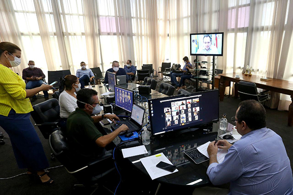 Deputados votaram hoje em sessão virtual