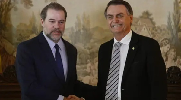 O presidente do Supremo Tribunal Federal (STF), ministro Dias Toffoli, e o presidente Jair Bolsonaro