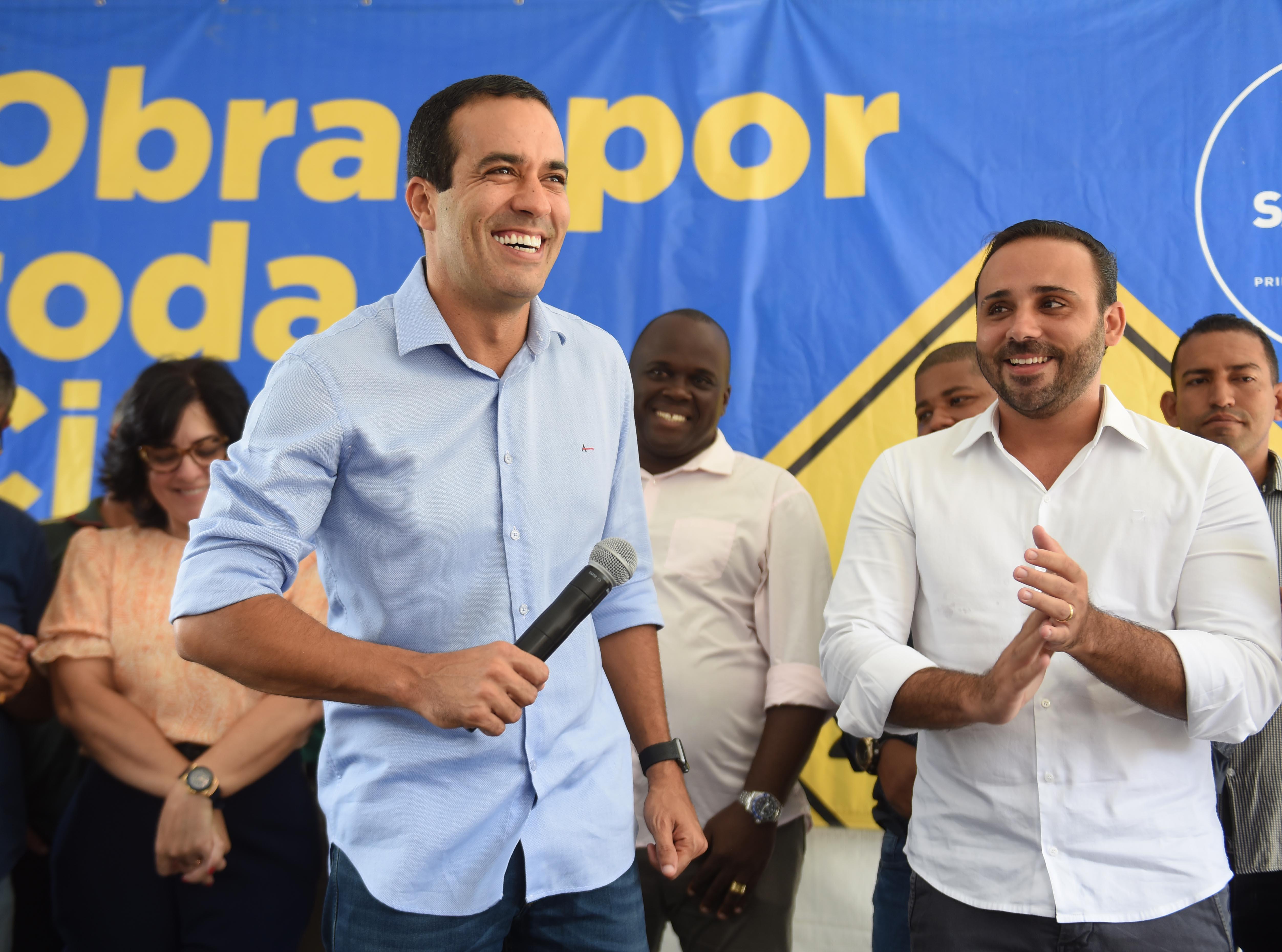 Bruno e Barral foram acionados pelo PT na Justiça sob acusação de autopromoção não aceita por magistrada eleitoral Bruno e Barral foram acionados pelo PT na Justiça sob acusação de autopromoção não aceita por magistrada eleitoral