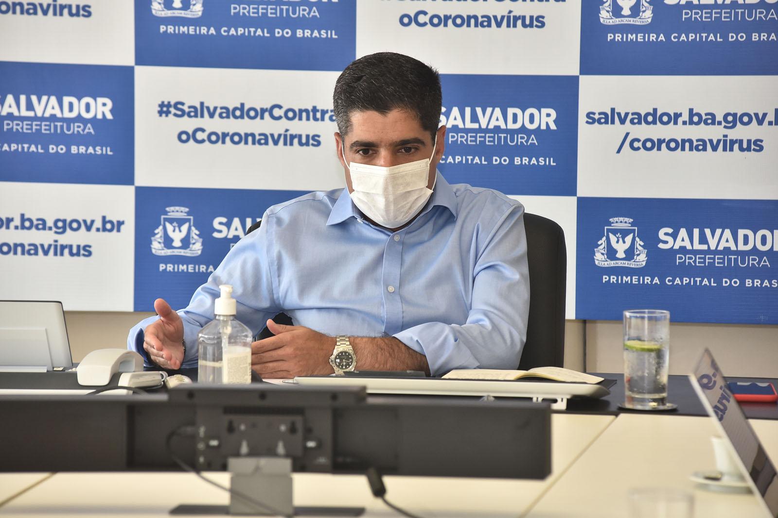 Imagem de Ida de Bolsonaro ao STF foi 'jogo de cena' e fim do isolamento 'seria um genocídio', diz Neto