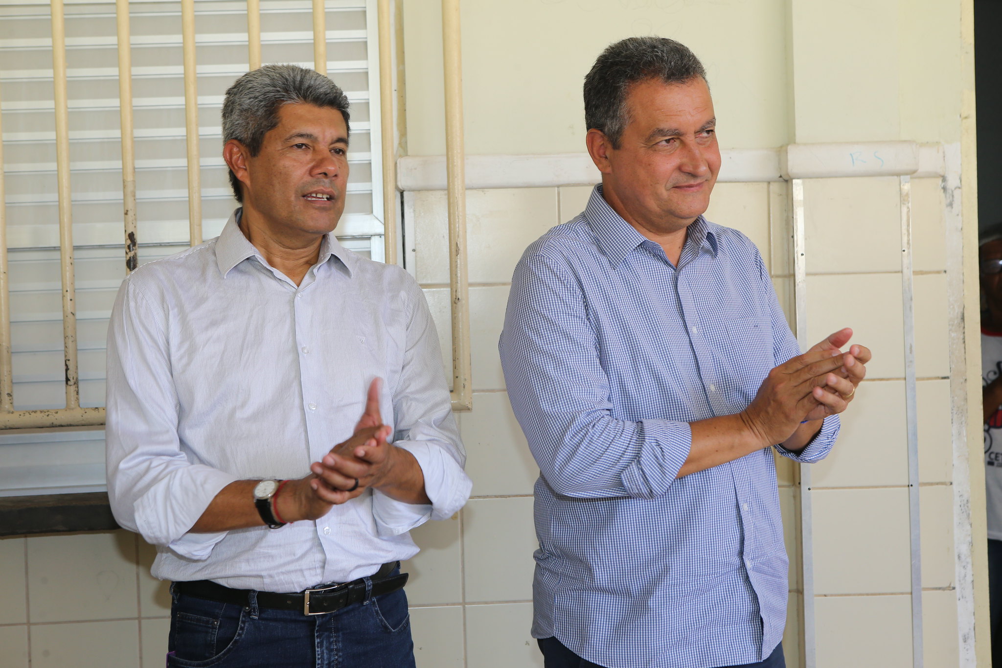 O governador Rui Costa, do PT, até o momento não deu sinais de quando o tempo perdido será retomado