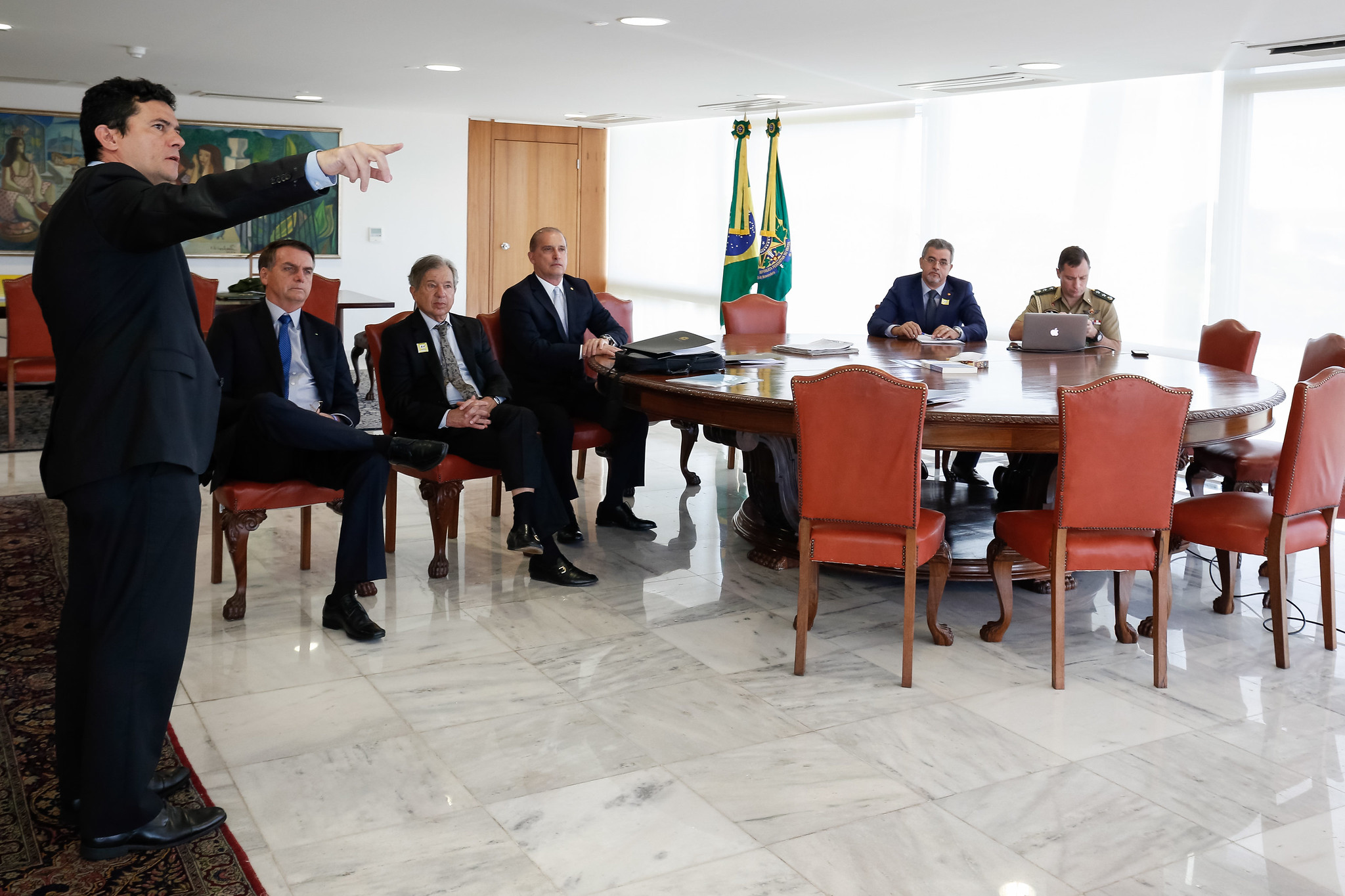 Imagem de Investigadores não veem nada de novo em depoimento de Moro, revela TV