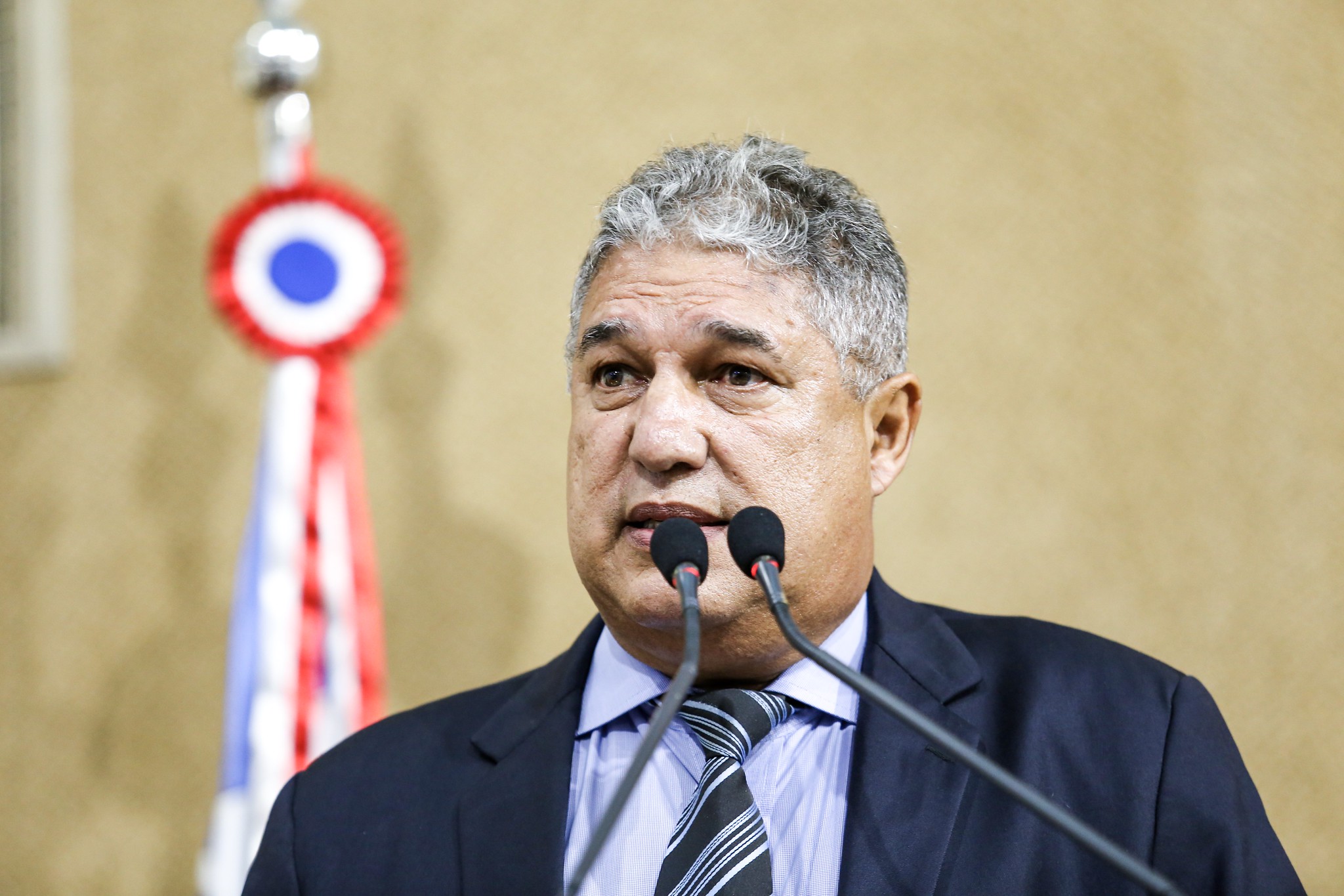 Líder do governo na Assembleia Legislativa, o deputado Rosemberg Pinto (PT)