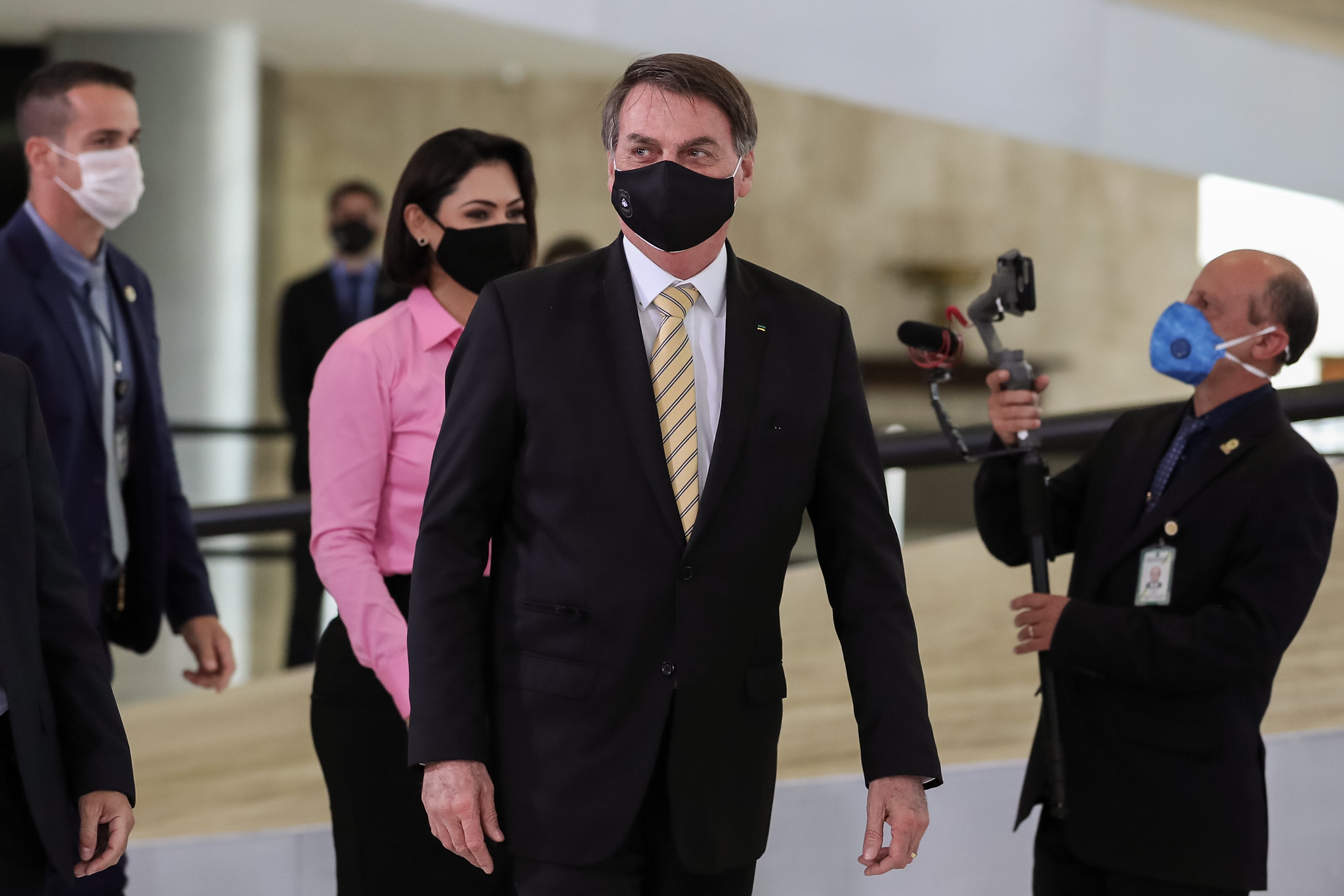 Imagem de 'Desemprego, a fome e a miséria será o futuro daqueles que apoiam o isolamento', diz Bolsonaro