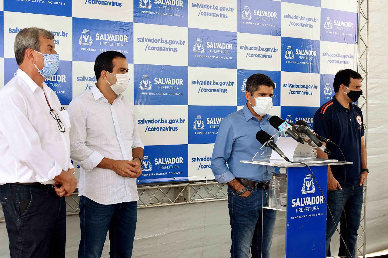 Imagem de Ao lado de ACM Neto, Colbert participa da inauguração de Hospital de Campanha em Salvador