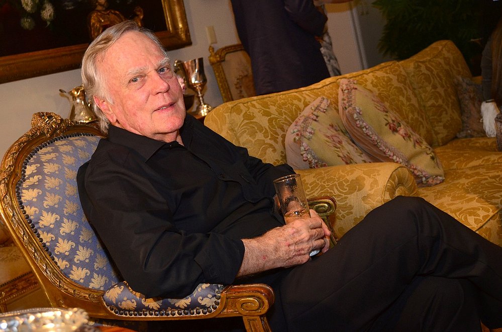 Buba Weckerle era um dos proprietários da Óticas Ernesto