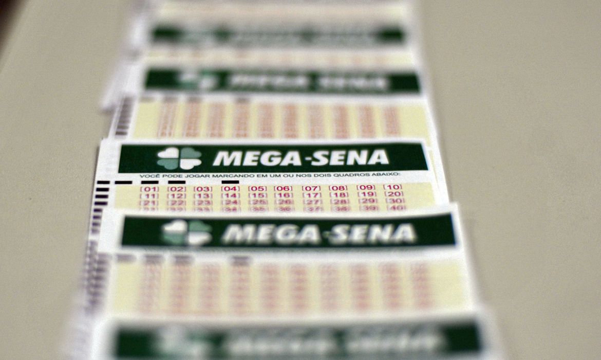 Na quina, 50 apostadores levaram mais de R$ 64 mil
