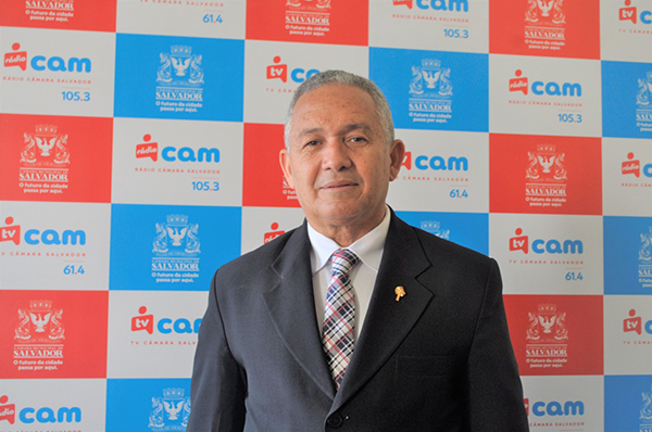 O vereador Téo Senna (PSDB) é candidato à reeleição