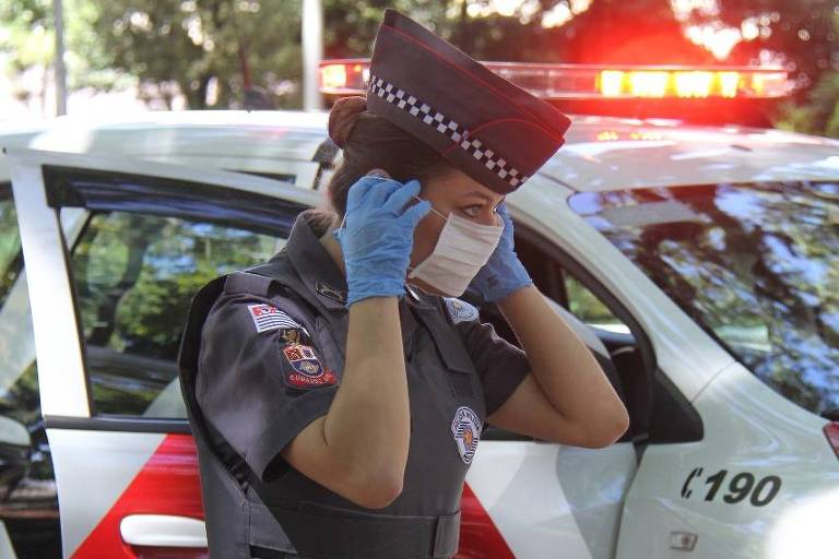 Imagem de SP chega a 3.000 policiais afastados por suspeita de contaminação por Covid-19 Imagem de SP chega a 3.000 policiais afastados por suspeita de contaminação por Covid-19