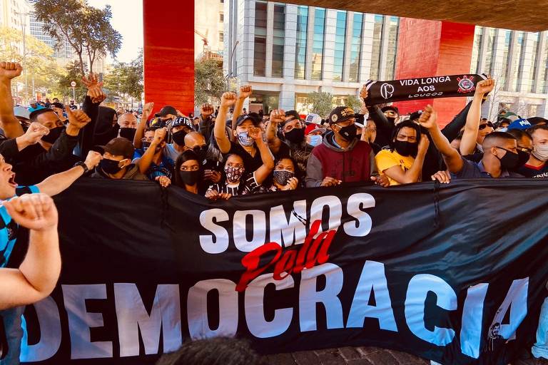 Partido diz que presidente pode se aproveitar das manifestações para lançar reação extrema