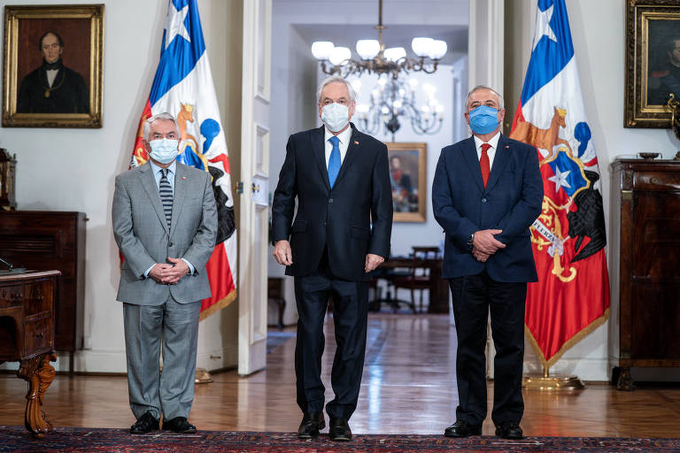 Imagem de Em meio a crescimento de casos e críticas, Chile troca ministro da Saúde