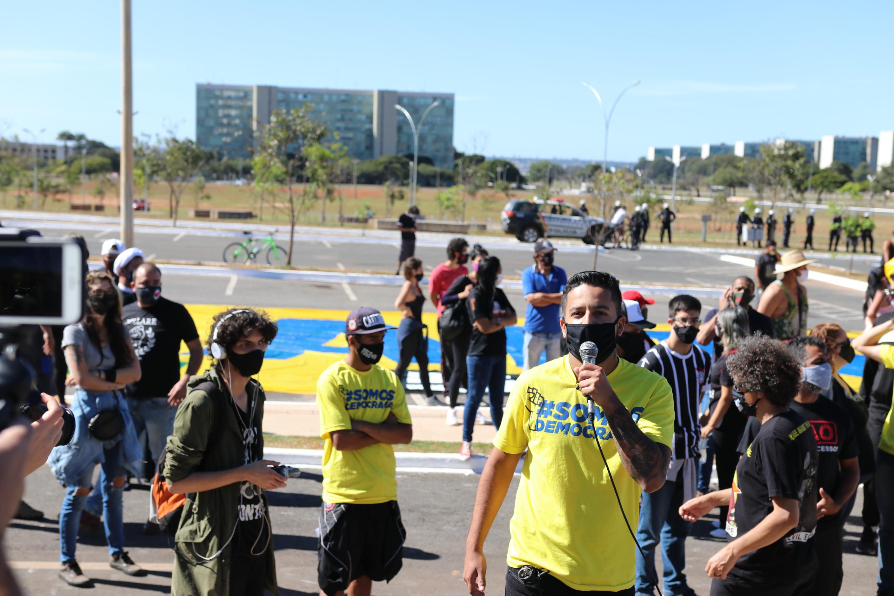 Imagem de Brasília tem Esplanada dividida entre protestos pró e contra Bolsonaro