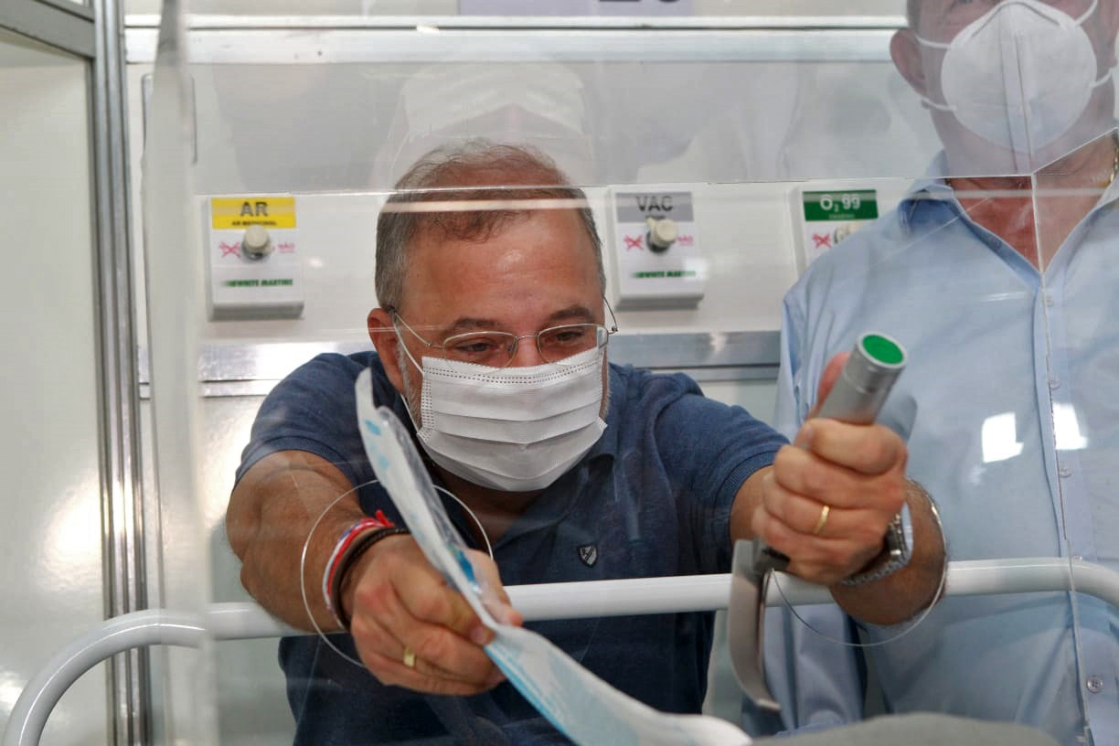 Imagem de 'Inadmissível', diz secretário de Saúde sobre aglomerações em praias durante pandemia Imagem de 'Inadmissível', diz secretário de Saúde sobre aglomerações em praias durante pandemia