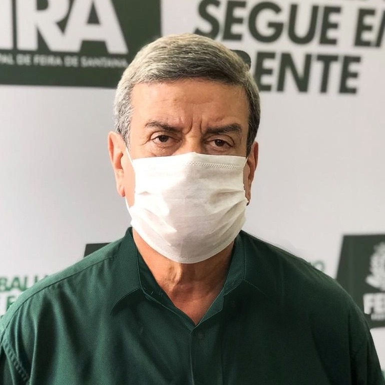 Na imagem, o prefeito de Feira de Santana, Colbert Martins, do MDB