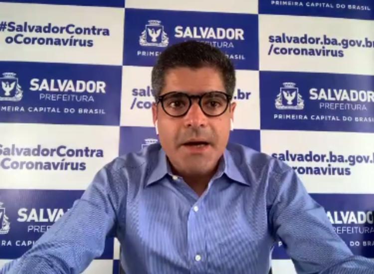 Na imagem, o prefeito de Salvador, ACM Neto
