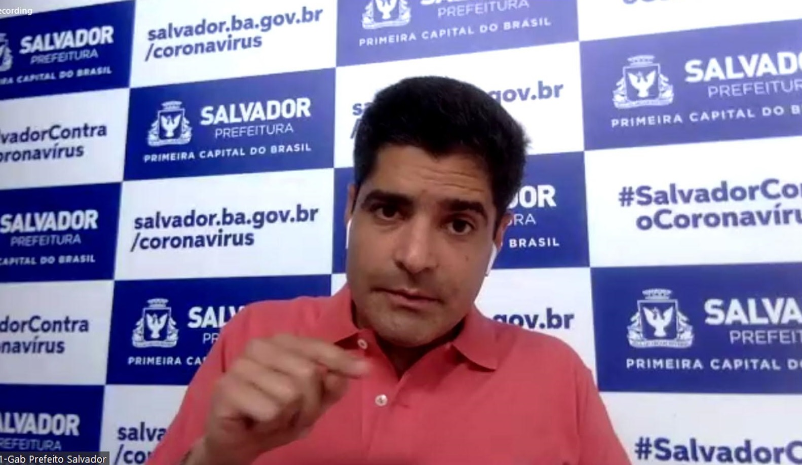 Na imagem, o prefeito de Salvador, ACM Neto, do DEM