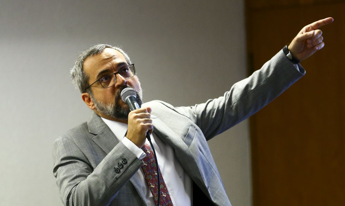 Imagem de Weintraub deve ser ouvido hoje pela Polícia Federal