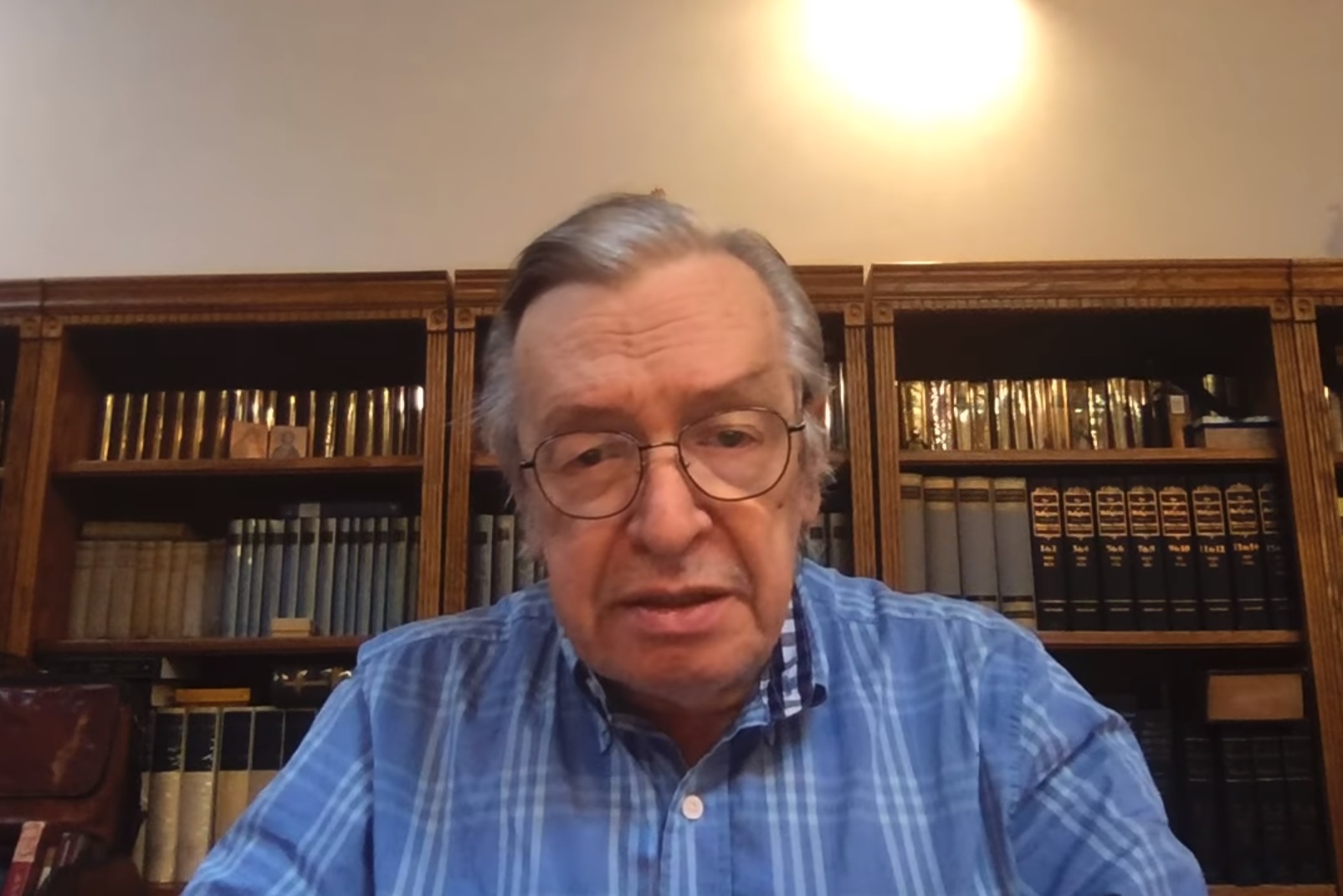 Carvalho estava internado no InCor, em SP, para tratar insuficiência cardíaca e renal Carvalho estava internado no InCor, em SP, para tratar insuficiência cardíaca e renal