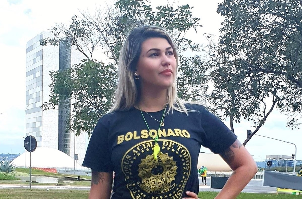 Ação pede que seja revogada a concessão de prisão domiciliar dada à ativista