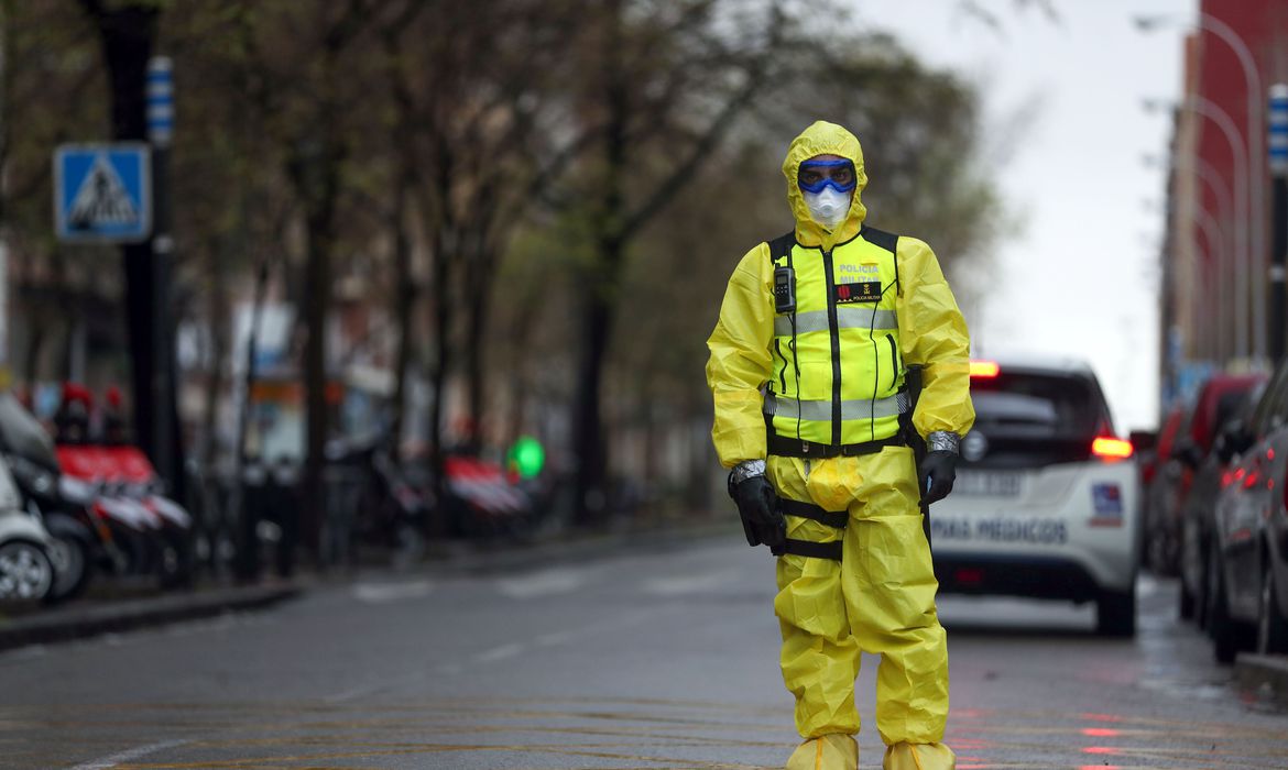 Imagem de Espanha impõe bloqueio local para conter Covid-19