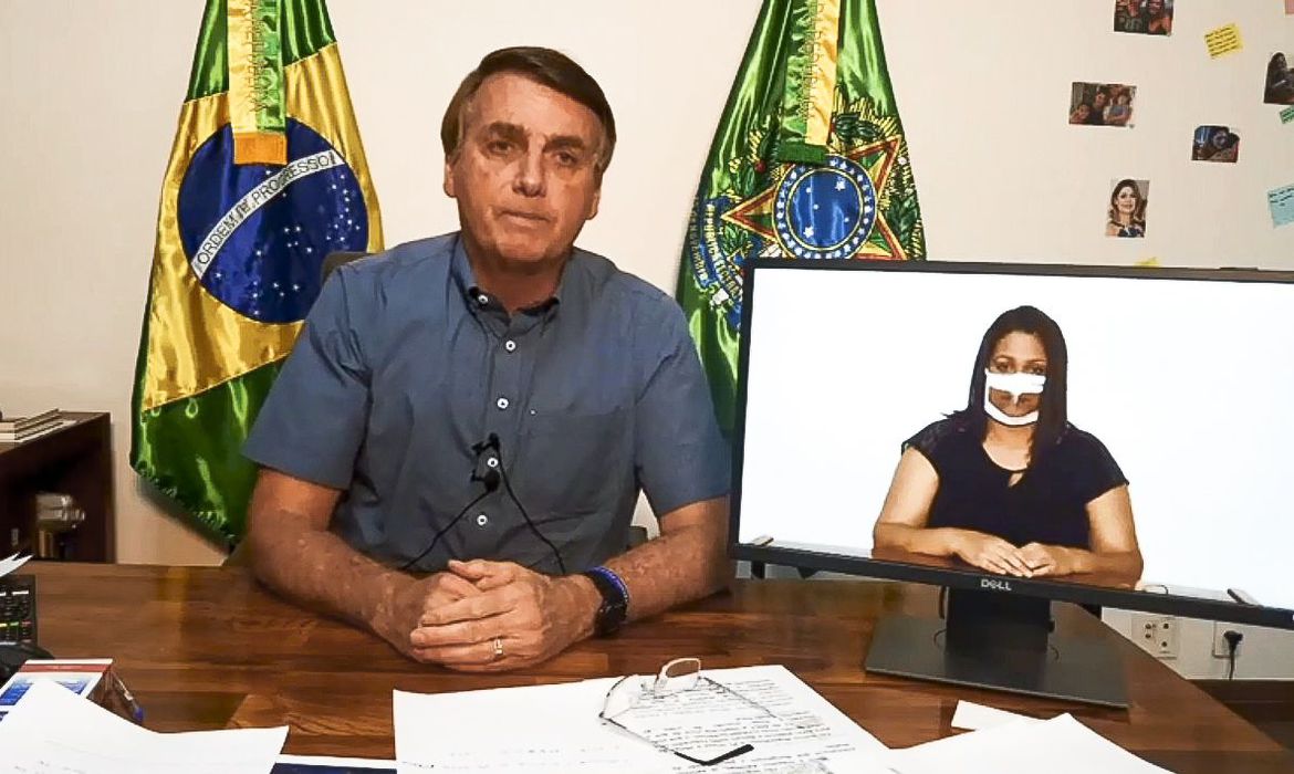 Imagem de 'Vamos ter que buscar fonte de recurso para o Fundeb', diz Bolsonaro