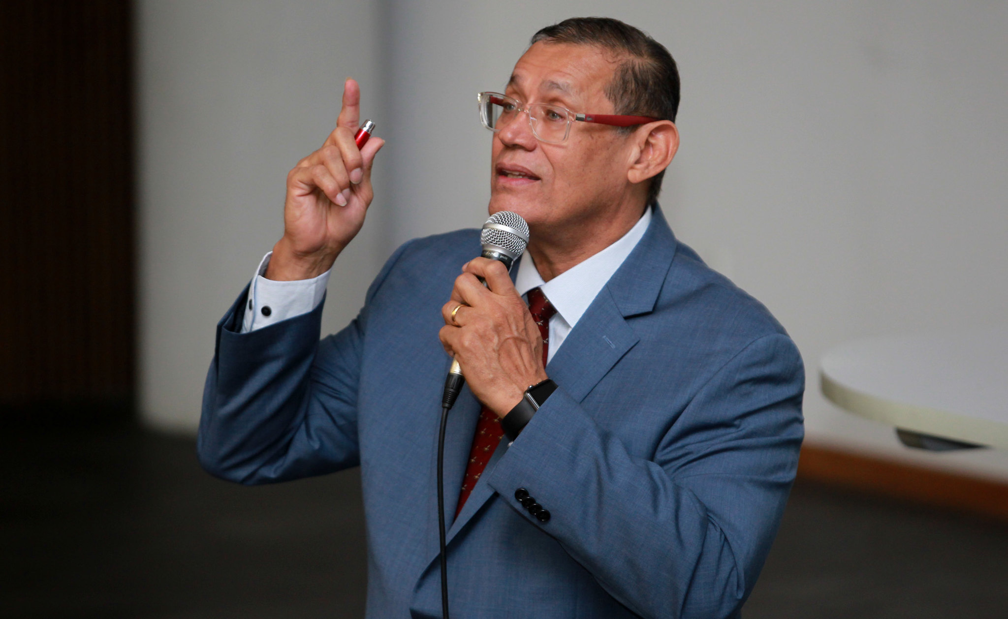 O médico infectologista e diretor do Hospital Espanhol, Roberto Badaró