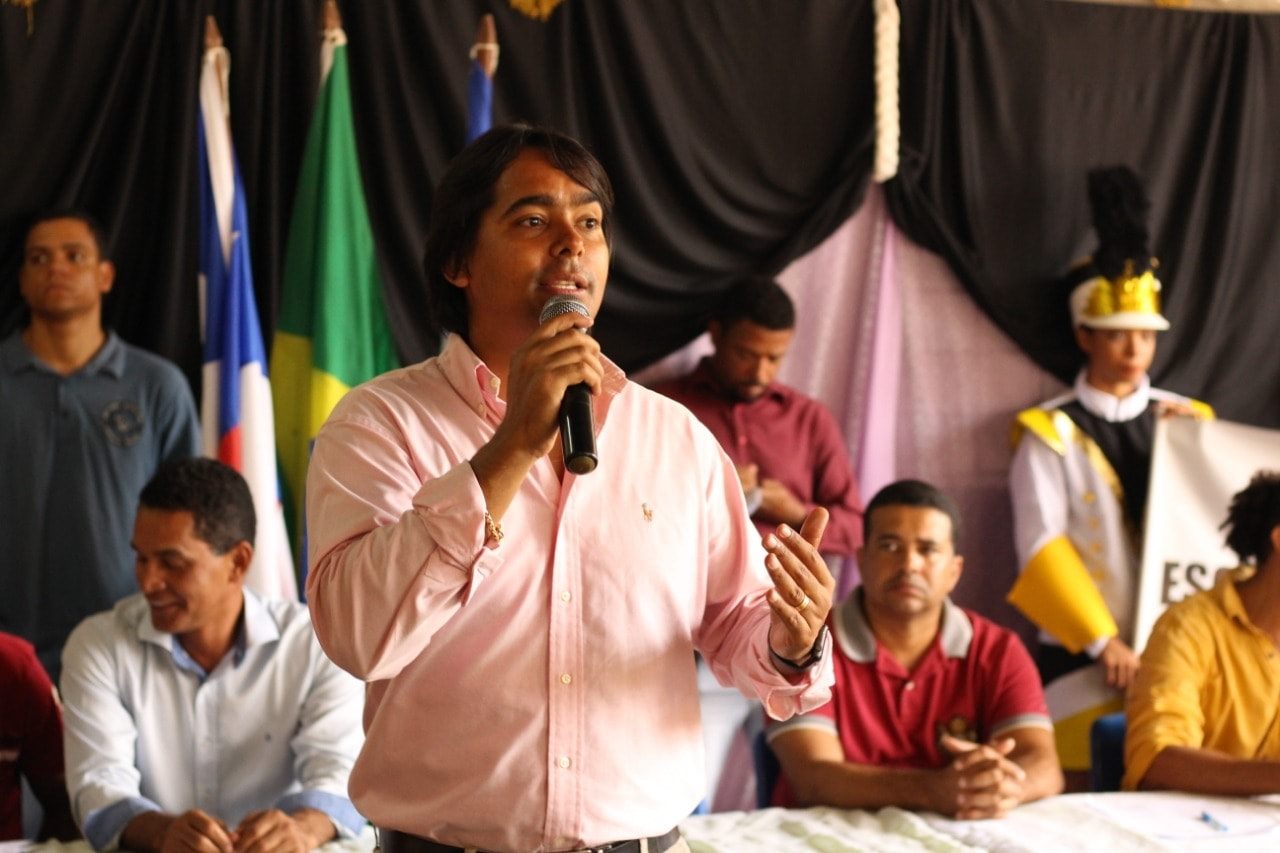 Na imagem, o prefeito de Candeias, Doutor Pitágoras, do PP Na imagem, o prefeito de Candeias, Doutor Pitágoras, do PP