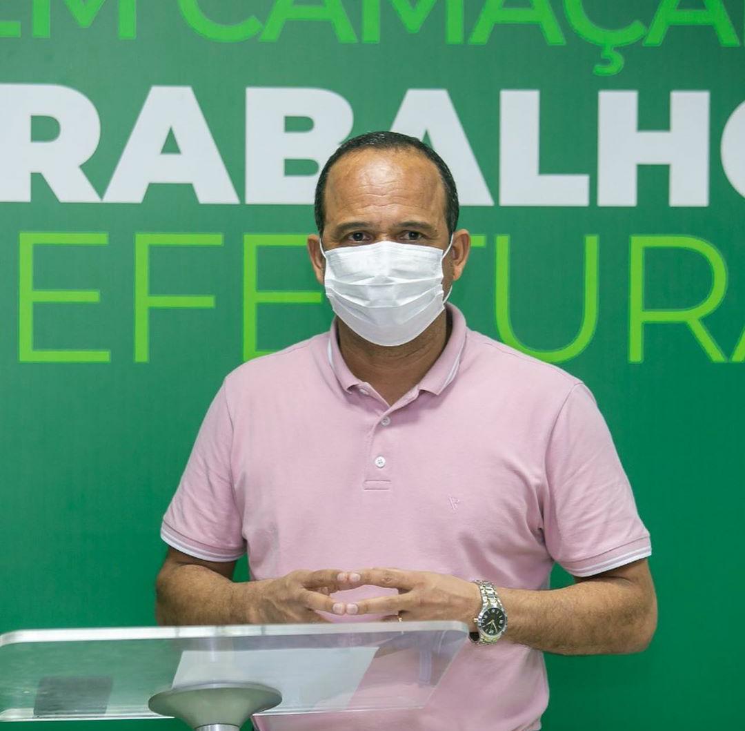 Elinaldo Araújo é favorito para ganhar as eleições de domingo em todos os cenários projetados pela P&A/Política Livre