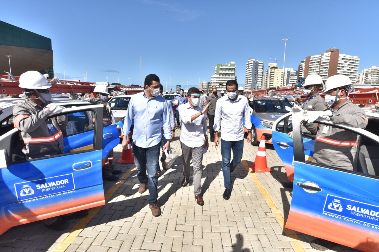 Imagem de Nova frota reforça trabalho de modernização da iluminação em Salvador