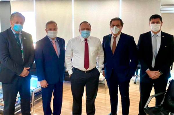 O secretário da Saúde do Estado da Bahia, Fábio Vilas-Boas em reunião no Ministério da Saúde, em Brasília