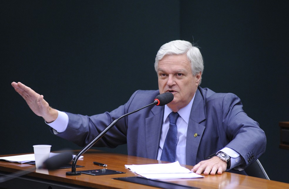 O deputado José Mentor (PT-SP) durante audiência na Câmara O deputado José Mentor (PT-SP) durante audiência na Câmara