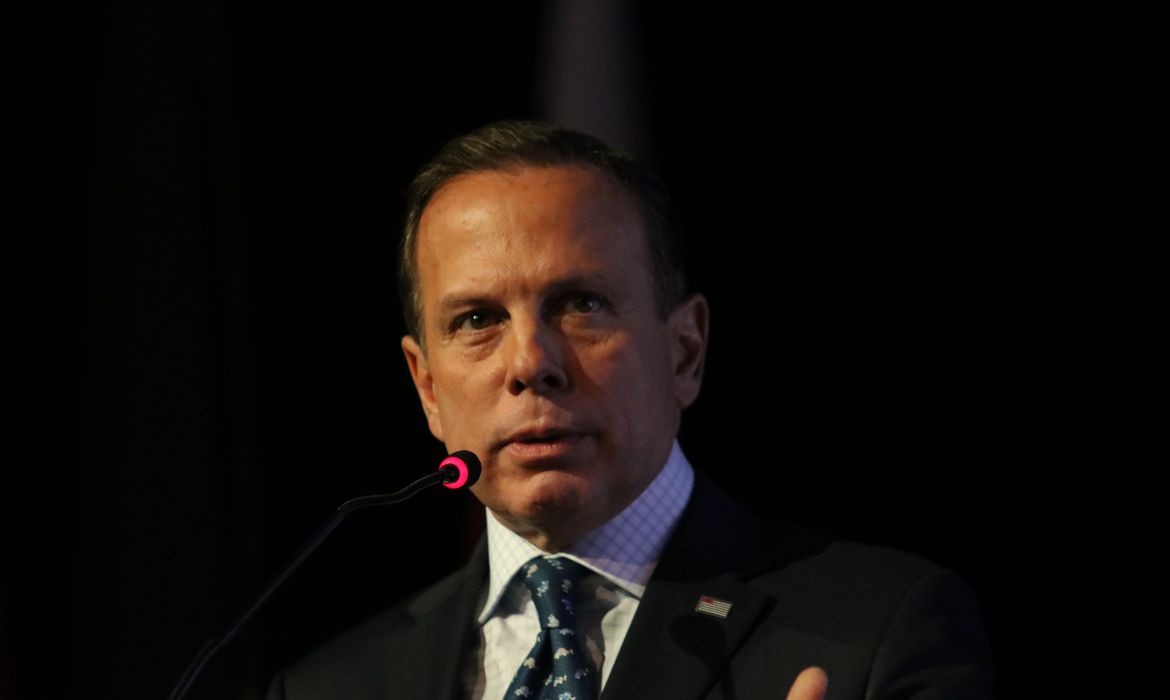 Imagem de Vacina deveria ser sim obrigatória, diz Doria, em resposta a Bolsonaro