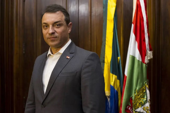 O governador de Santa Catarina, Carlos Moisés (PSL) 