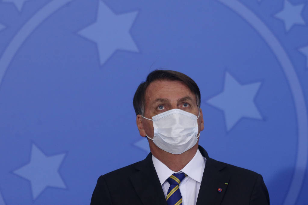 O presidente brasileiro, Jair Bolsonaro (sem partido) durante cerimônia no Palácio do Planalto, em Brasília