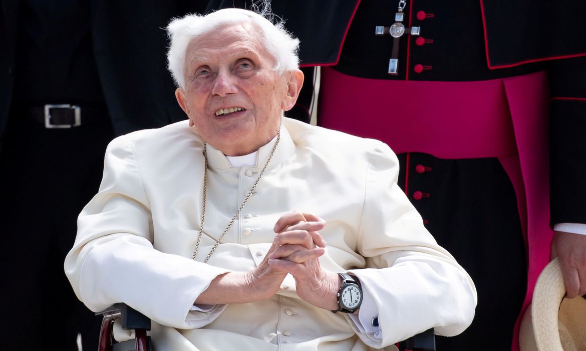 Imagem de Vaticano: condição de Bento XVI 'não é particularmente preocupante'