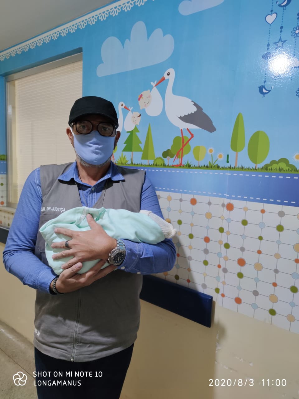 iligência de busca e apreensão da recém nascida