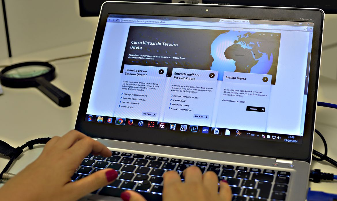 Tesouro Direto tem recorde de investidores e jovens buscam plano para aposentadoria